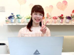 ハピネスでは先週も３５組のお見合いが行われて、私はオンラインお見合いのホストを担当しちゃいました(*^^)v