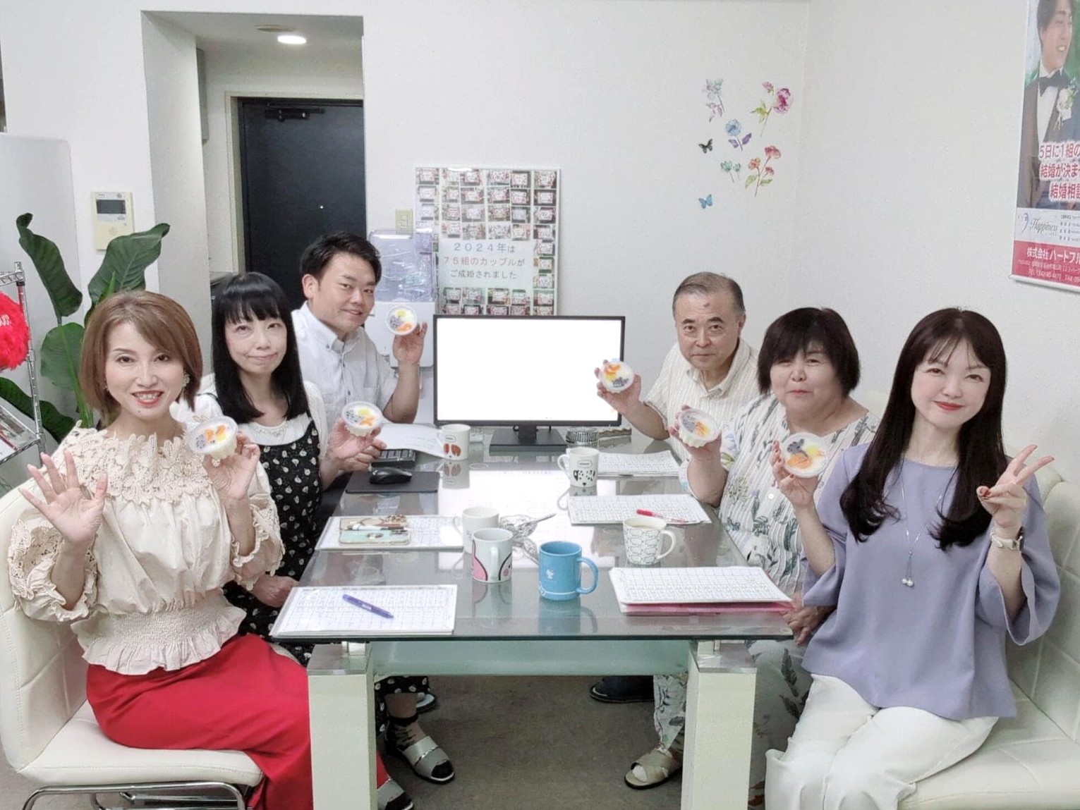 毎週火曜日はスタッフミーティング！ みなさんもハピネスの婚活で私たちと一緒に自分にピッタリの理想の結婚相手探ししませんか(#^^#)