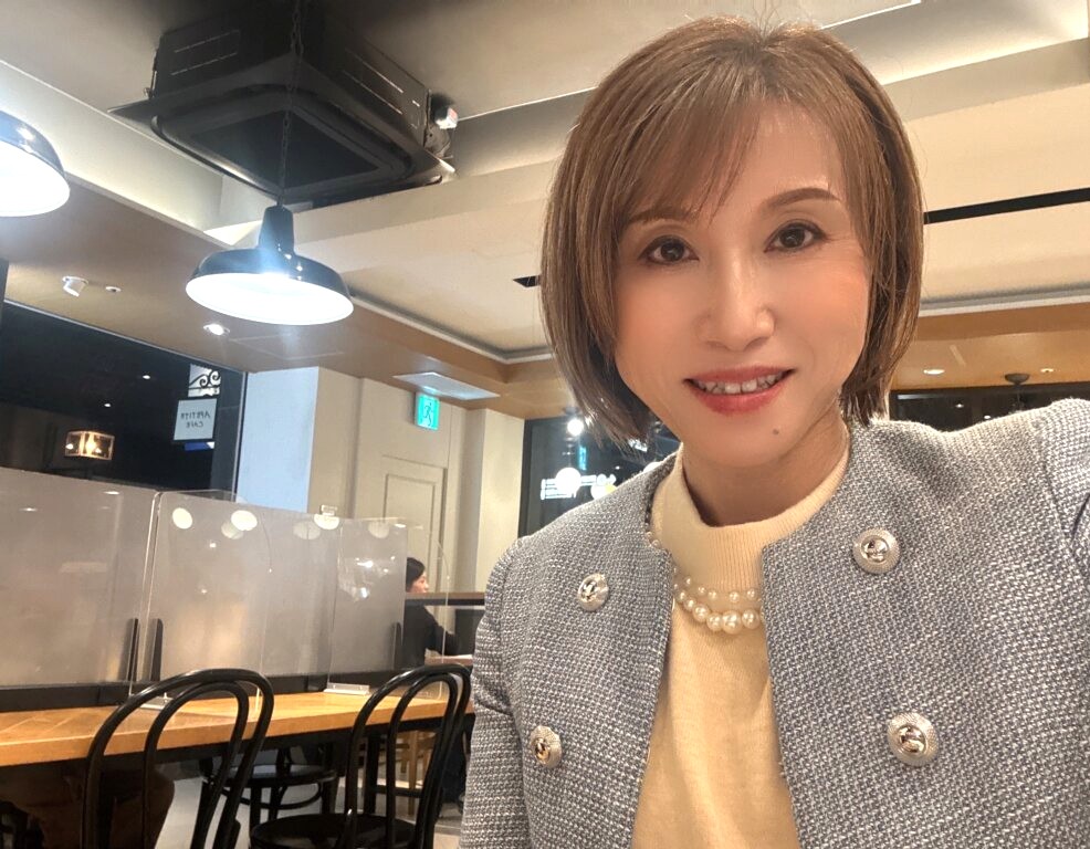 昨日は女性会員さまと作戦会議❣️ お茶しながら仕事やプライベートが忙しくても婚活を上手くやる秘訣をお教えしました。笑顔での再スタートです(*^^)v