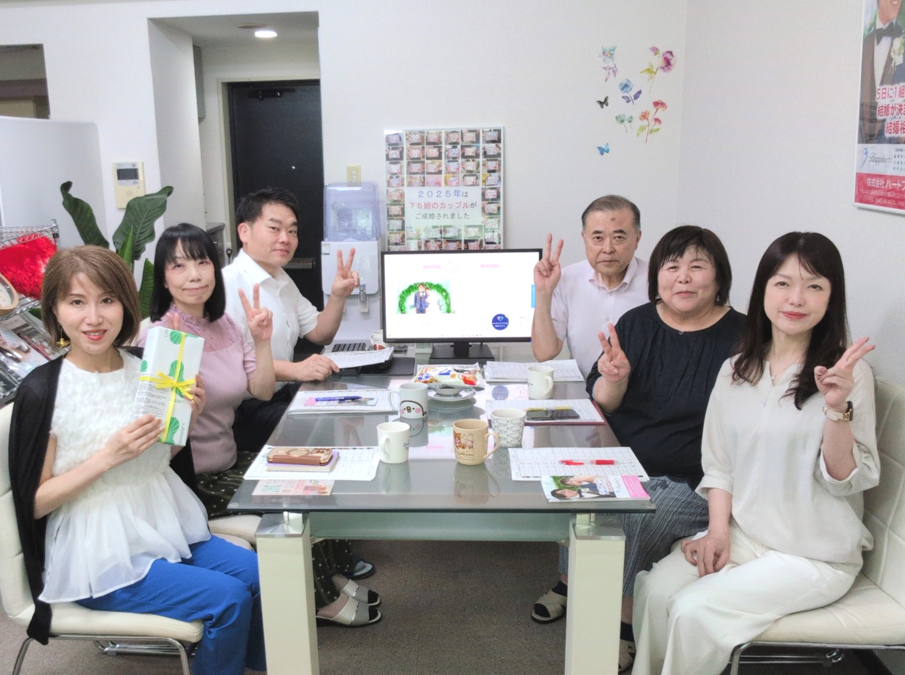 毎週火曜日はスタッフミーティング！ いよいよ７月、今年も後半突入です。自分にピッタリの結婚相手を見つけたい方はぜひハピネスにご相談ください💕