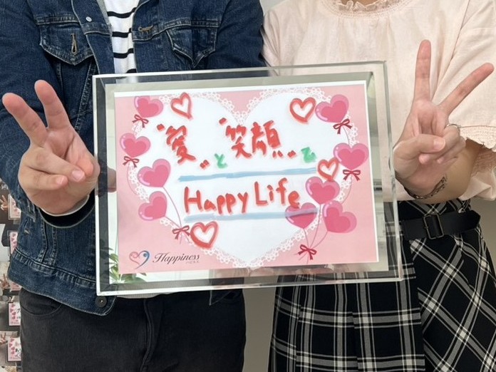 Dさん 32才 公務員　Bさん 30才 保育士